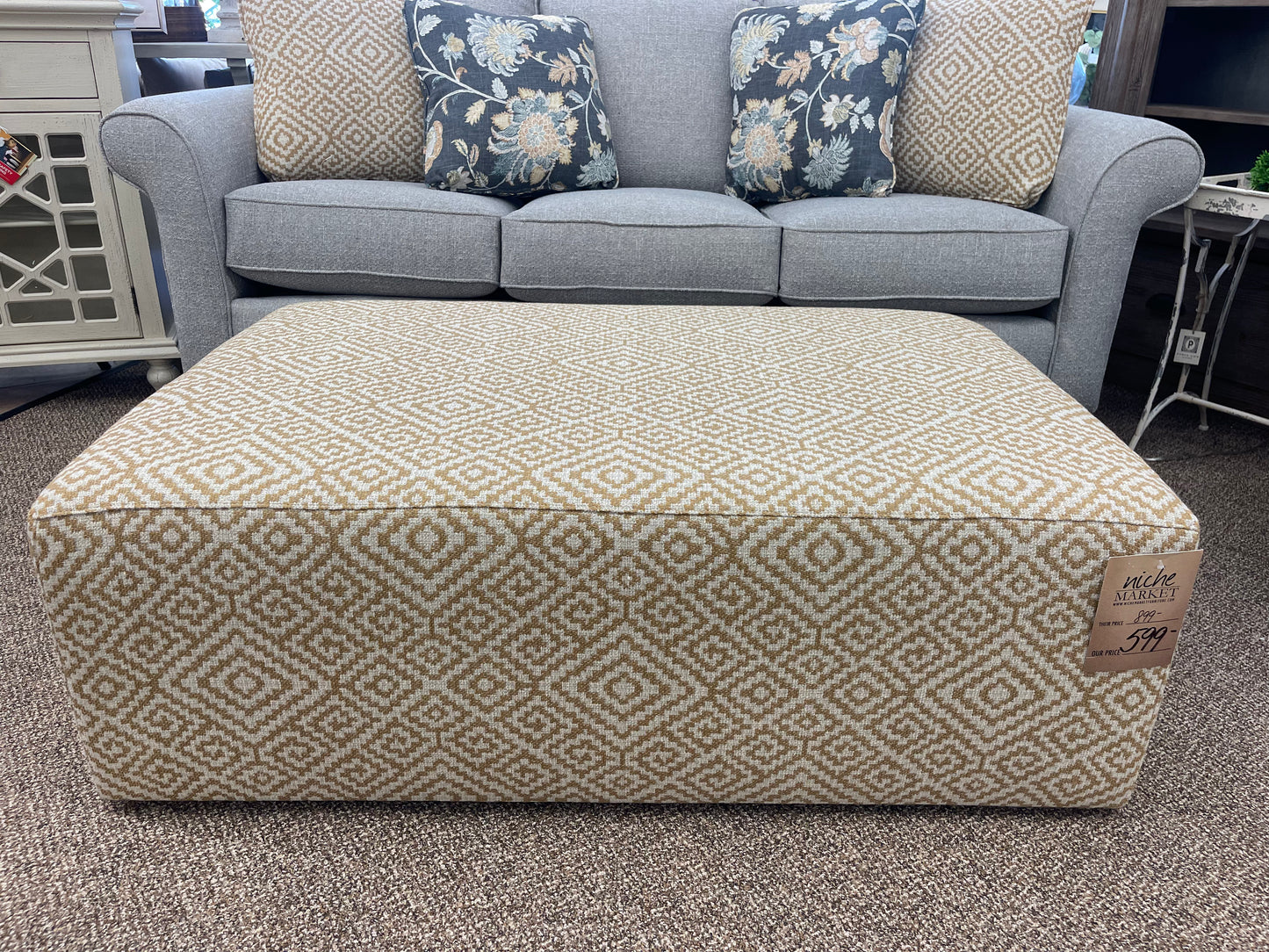 Fretola Cocktail Ottoman