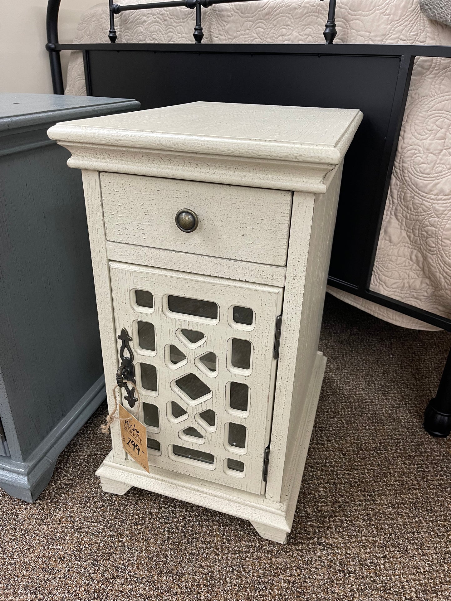 Millstone Ivory Chairside Table