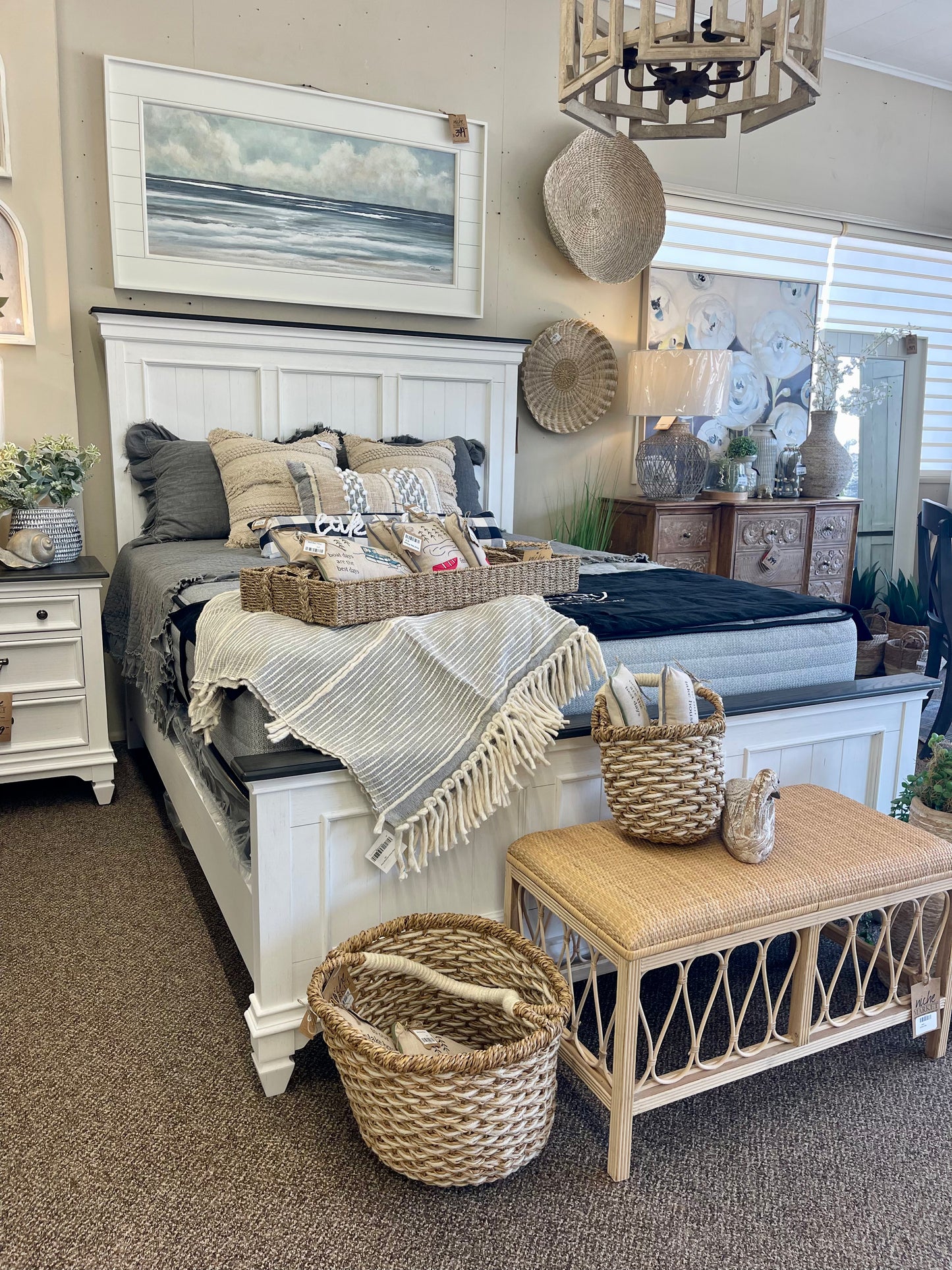 Allyson Park Queen Bed