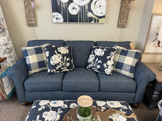 Adam 23 Sofa