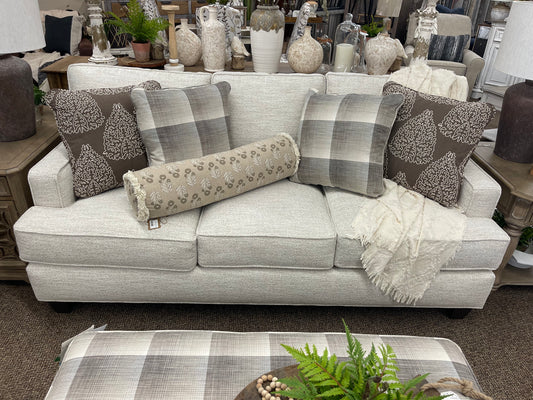 Homecourt 10 C9 Sofa