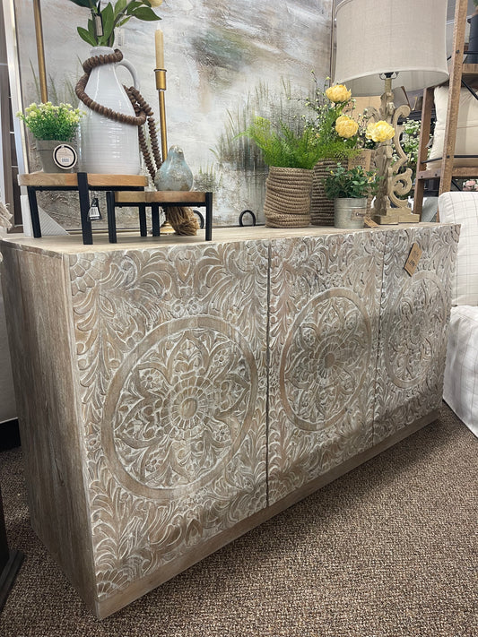 Melody Accent Cabinet