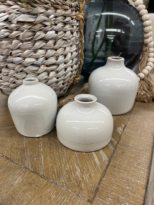 bud white vases s/3