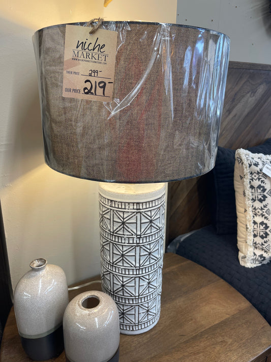 Nikki Table Lamp