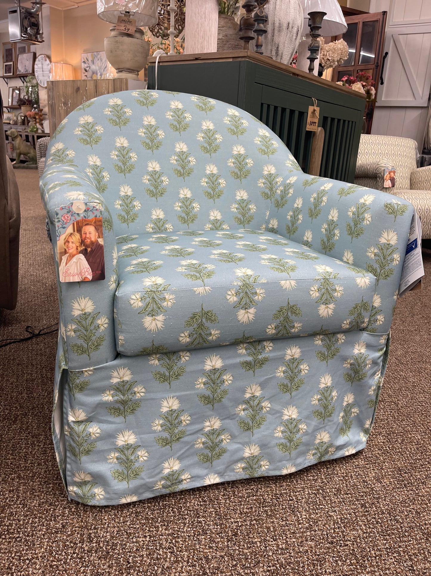 Meg EB Porcelain Swivel Chair