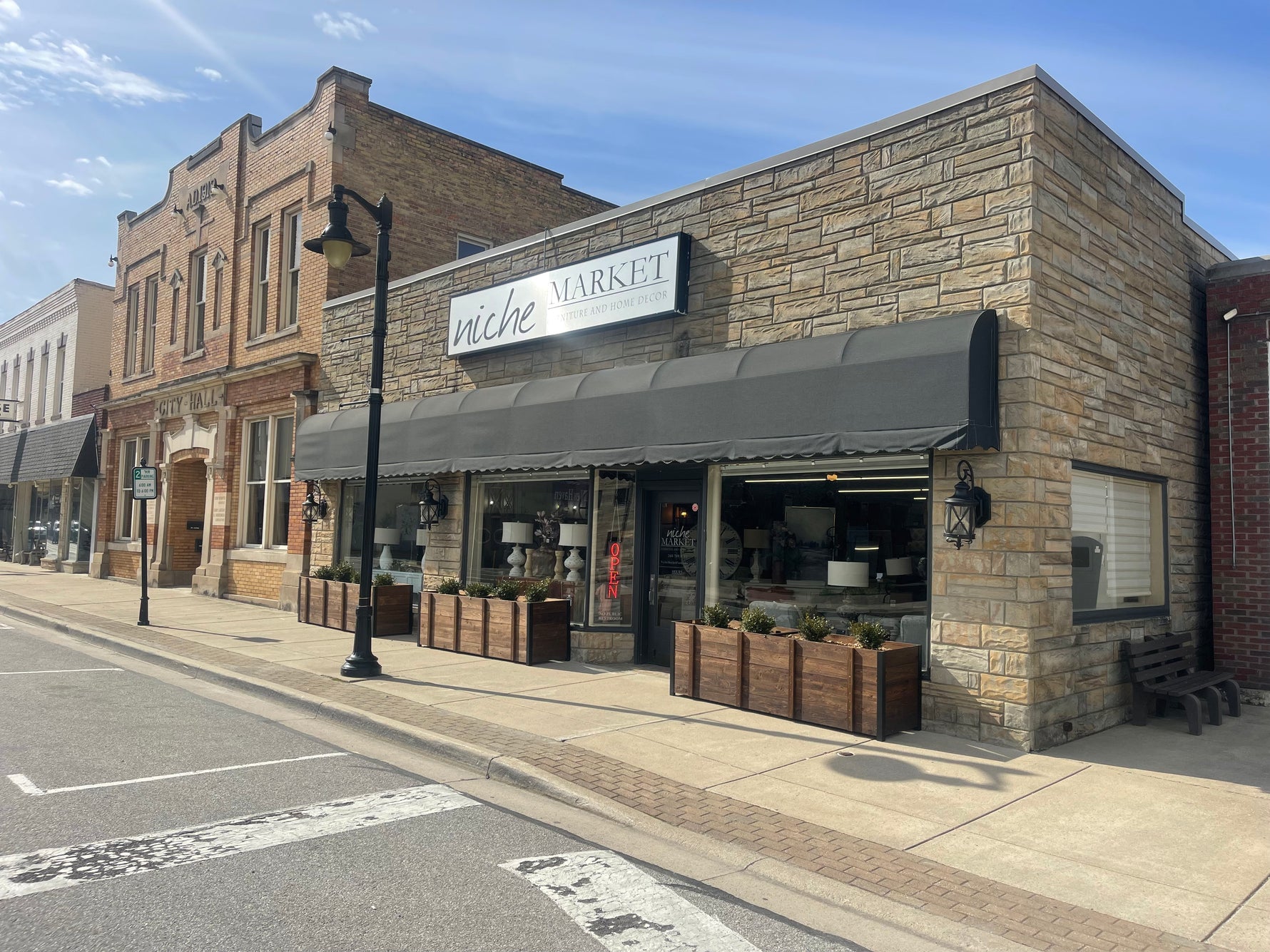 Niche Market Furniture at 424 Broadway, New Haven, Indiana 46774