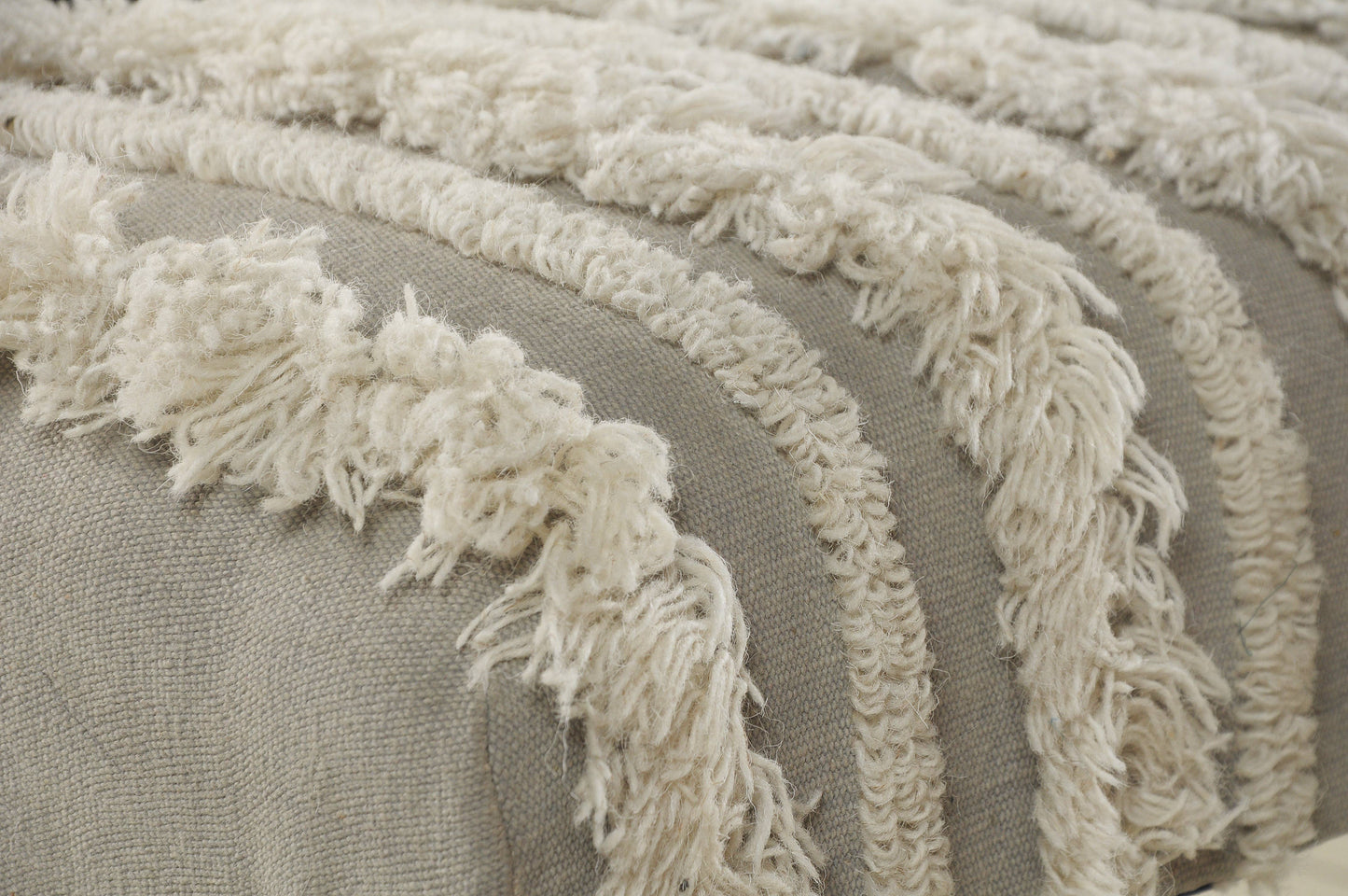 Modern Stripped Cream Tufted Indoor Bench: Cream